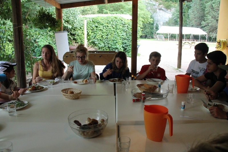Village Camps International Summer Camp Ard&egrave;che, France 2019-07-26 https://www.villagecamps.com/journals_admin/images/921-22-07-13-2014(800x533) (25).jpg